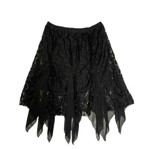 Vintage wimsygoth lace skirt size XL black with fringes
